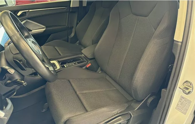 AUDI Q3 Sportback 35 TDI 150 ch S tronic 7 Business line extérieur trois quart arrière droit 212431