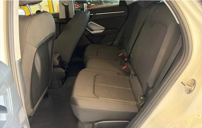 AUDI Q3 Sportback 35 TDI 150 ch S tronic 7 Business line extérieur arrière 212431
