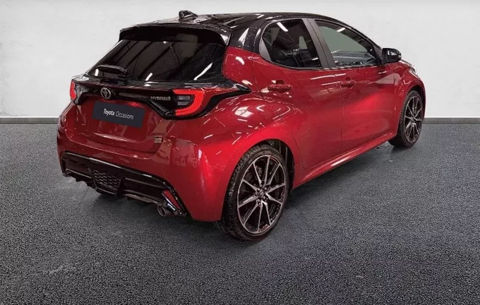 TOYOTA YARIS Hybride 116h GR Sport extérieur trois quart arrière droit 1103393
