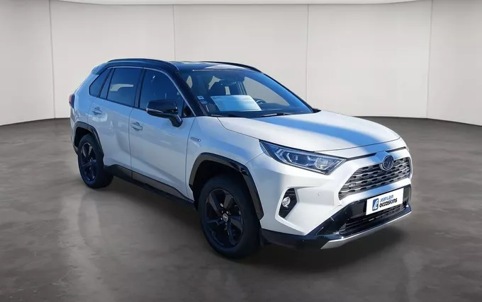 TOYOTA RAV4 Hybride 222 ch AWD-i Collection extérieur trois quart avant droit 1104035