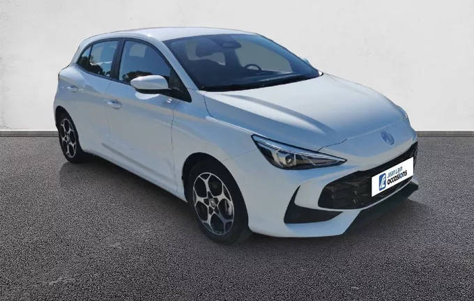 MG MG3 1.5 L Hybrid+ 195 ch Comfort extérieur trois quart avant droit 601305