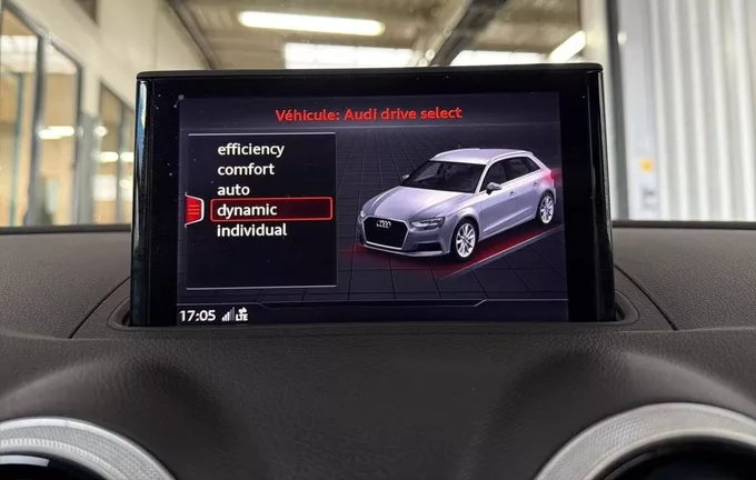AUDI A3 Sportback 35 TDI 150 S tronic 7 Design Luxe photo 20 212937