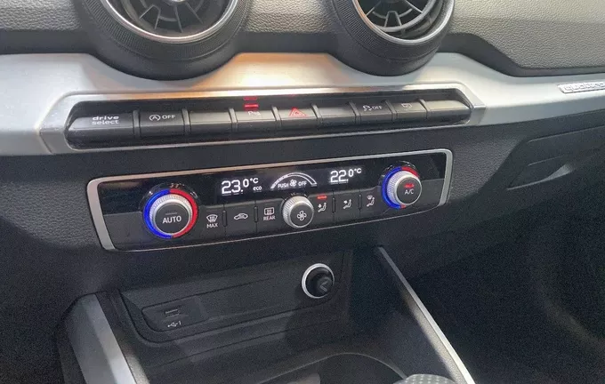 AUDI Q2 40 TFSI 190 S tronic 7 Quattro S Line photo 14 2127933