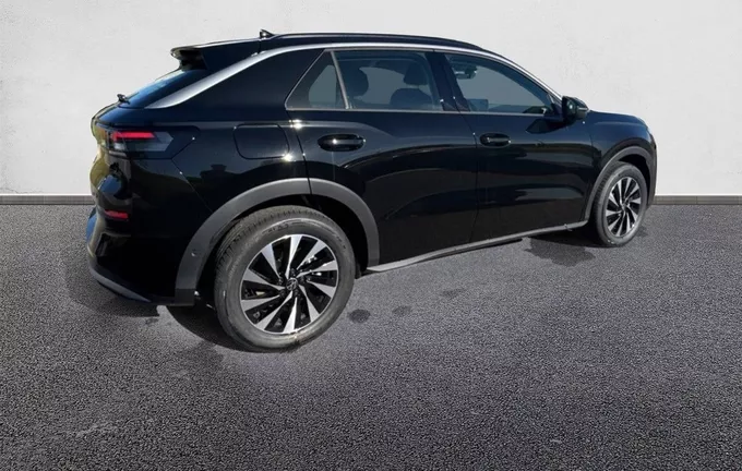 VOLKSWAGEN T-ROC 1.5 eTSI EVO2 Hybrid 116 ch DSG7 Life extérieur trois quart arrière droit 6520