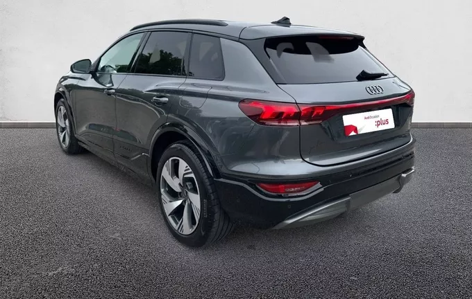 AUDI Q6 E-TRON 306 ch 100 kWh performance S line extérieur trois quart arrière gauche 2128950