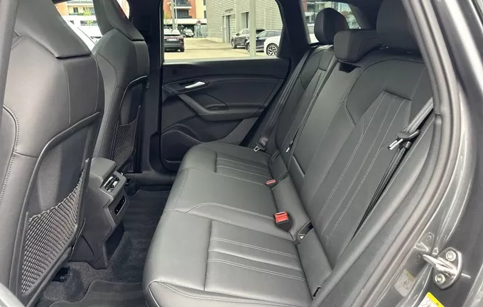 AUDI Q6 E-TRON 306 ch 100 kWh performance S line photo 17 2128950