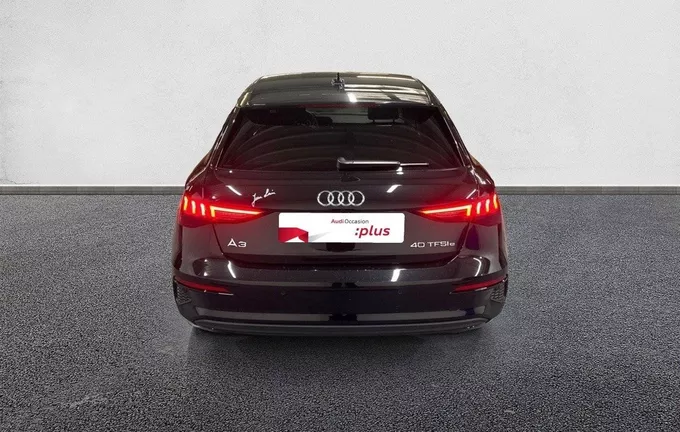 AUDI A3 Sportback 40 TFSIe 204 S tronic 6 Business Executive extérieur arrière 2119459