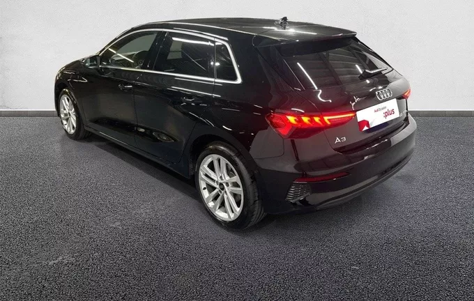 AUDI A3 Sportback 40 TFSIe 204 S tronic 6 Business Executive extérieur trois quart arrière gauche 2119459