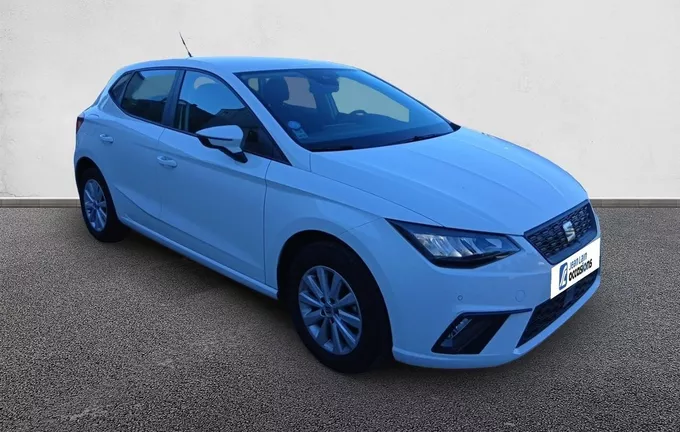SEAT IBIZA 1.0 EcoTSI 95 ch S/S BVM5 Business extérieur trois quart avant droit 2130913