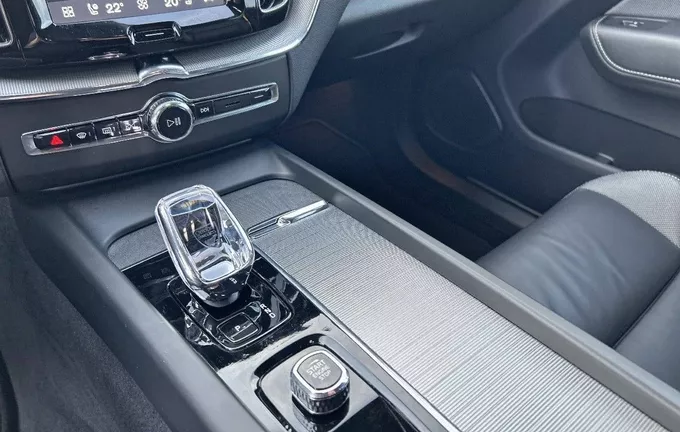 VOLVO XC60 T8 AWD Hybride rechargeable 310 ch+145 ch Geartronic 8 Polestar Engineered photo 13 2128297