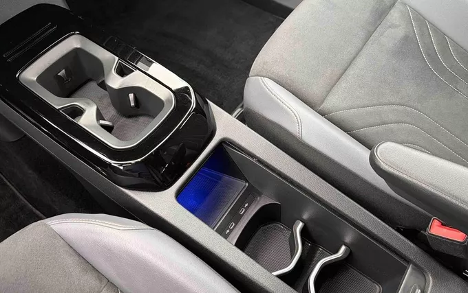 VOLKSWAGEN ID.4 174 ch Pro photo 11 213620