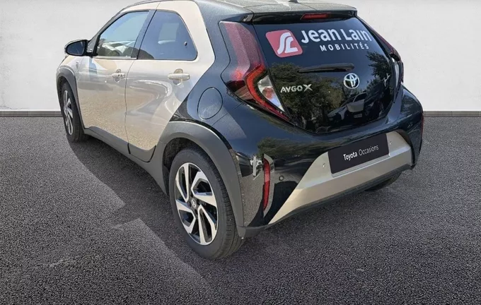 TOYOTA AYGO X 1.0 VVT-i 72 Design extérieur trois quart arrière gauche 1103898