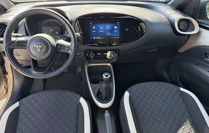 TOYOTA AYGO X 1.0 VVT-i 72 Design photo 18 1103898