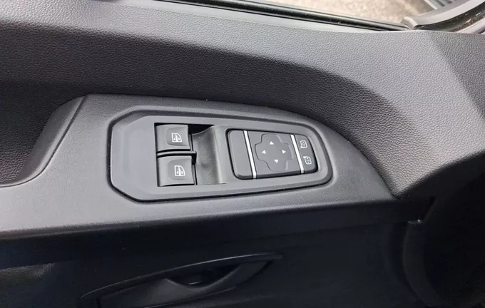 RENAULT TRAFIC L2 dCi 150 Energy S&S EDC Zen 9 PLACES photo 19 106090