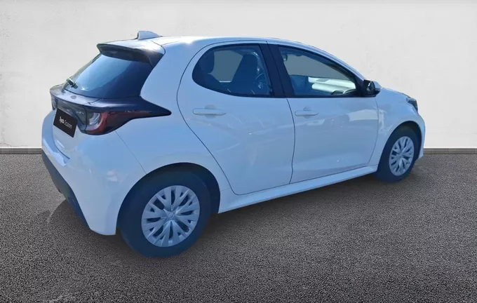 TOYOTA YARIS Hybride 116h Dynamic extérieur trois quart arrière droit 1103485
