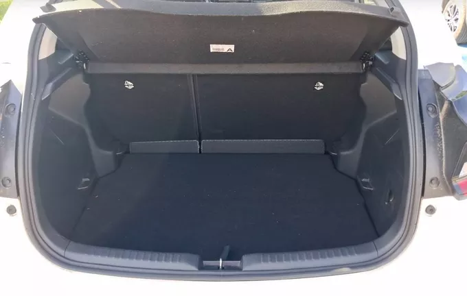 TOYOTA YARIS Hybride 116h Dynamic photo 10 1103485