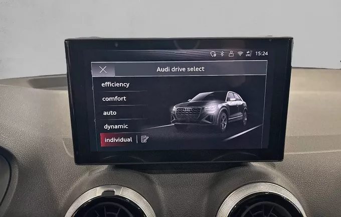 AUDI Q2 35 TFSI 150 S tronic 7 S line Plus photo 22 2123895