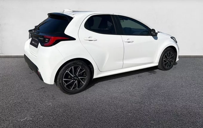 TOYOTA YARIS Hybride 116h Design extérieur trois quart arrière droit 1103130