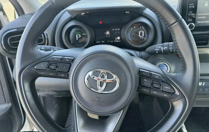 TOYOTA YARIS Hybride 116h Design photo 12 1103130