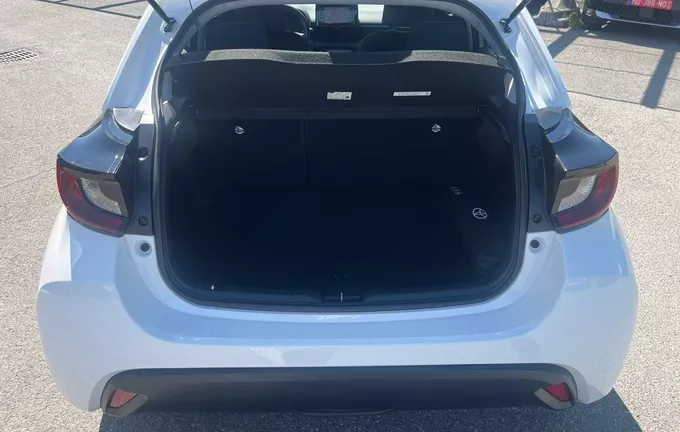 TOYOTA YARIS Hybride 116h Collection extérieur arrière 946616