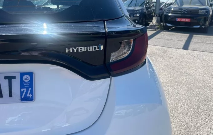 TOYOTA YARIS Hybride 116h Collection photo 17 946616