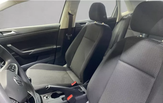 VOLKSWAGEN POLO 1.0 TSI 95 S&S BVM5 extérieur trois quart arrière droit 2127897