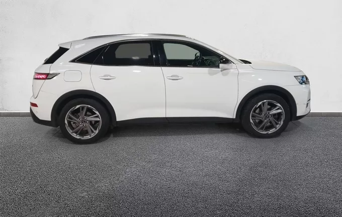 DS DS7 CROSSBACK Hybride E-Tense 300 EAT8 4x4 Rivoli extérieur côté droit 944153