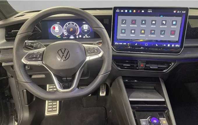VOLKSWAGEN TAYRON 1.5 eTSI 150ch DSG7 7pl R-Line extérieur trois quart avant droit 2125670