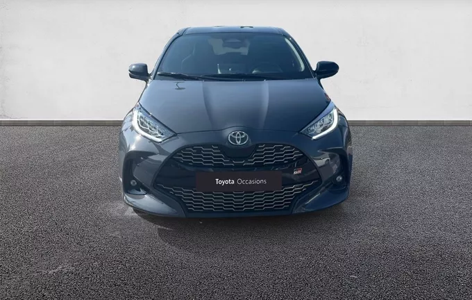 TOYOTA YARIS Hybride 130h GR Sport extérieur avant 98016