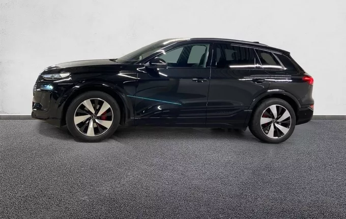 AUDI Q6 E-TRON 387 ch 100 kWh quattro S line extérieur côté gauche 2124695