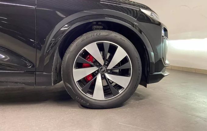 AUDI Q6 E-TRON 387 ch 100 kWh quattro S line photo 9 2124695
