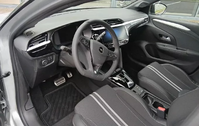 OPEL CORSA 1.2 Turbo Hybrid 110 ch e-DCT6 GS photo 11 991031