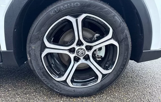 MG ZS 1.5 L Hybrid+ 197 ch Comfort photo 9 7166
