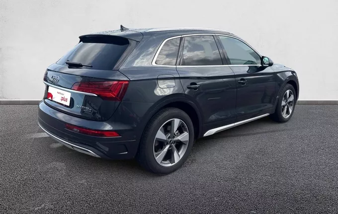 AUDI Q5 50 TFSIe 299 S tronic 7 Quattro Avus extérieur trois quart arrière droit 2120089