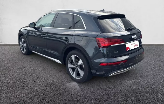 AUDI Q5 50 TFSIe 299 S tronic 7 Quattro Avus extérieur trois quart arrière gauche 2120089