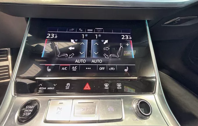 AUDI A6 50 TFSIe 299 ch S tronic 7 Quattro S line photo 14 2126164