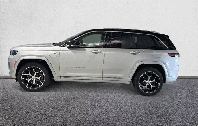 JEEP GRAND CHEROKEE 4xe 2.0 T 380 ch PHEV 4x4 BVA8 Summit Reserve extérieur côté gauche 2109754