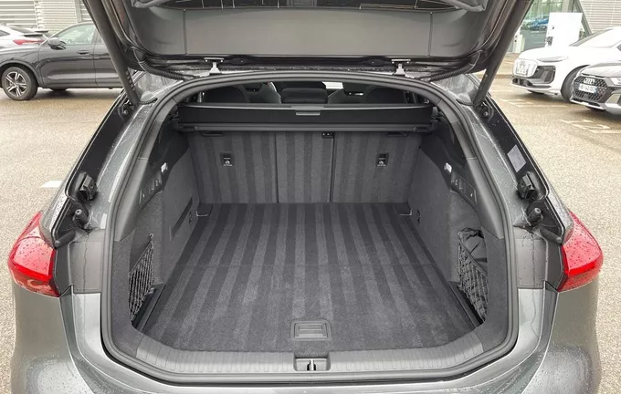AUDI A6 E-TRON Avant Performance S line photo 10 9546