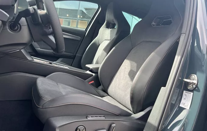 CUPRA FORMENTOR eHybrid 272 ch DSG6 VZ extérieur trois quart arrière droit 0363