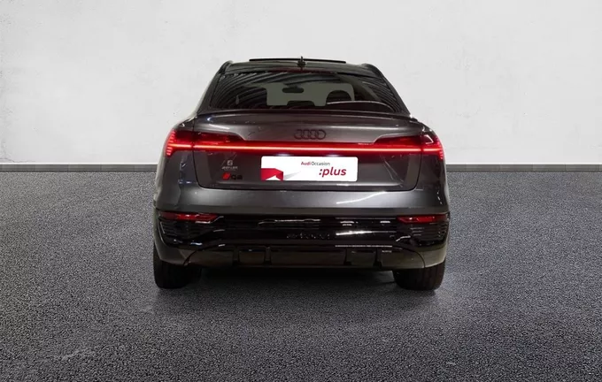 AUDI Q8 E-TRON Sportback 55 408 ch 114 kWh Quattro S line extérieur arrière 2128160