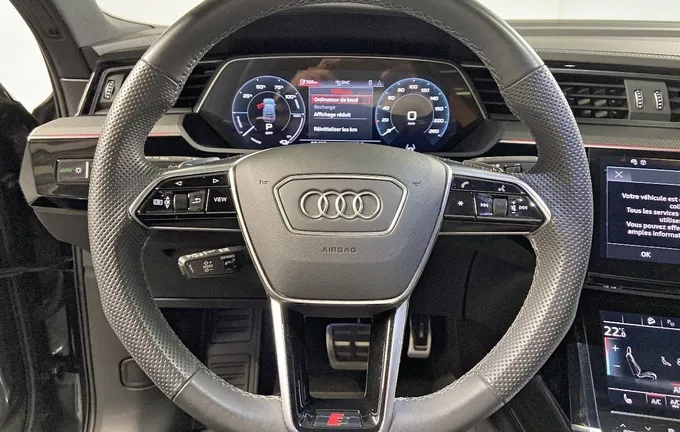 AUDI Q8 E-TRON Sportback 55 408 ch 114 kWh Quattro S line photo 12 2128160