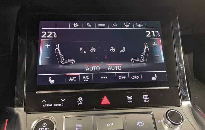 AUDI Q8 E-TRON Sportback 55 408 ch 114 kWh Quattro S line photo 14 2128160