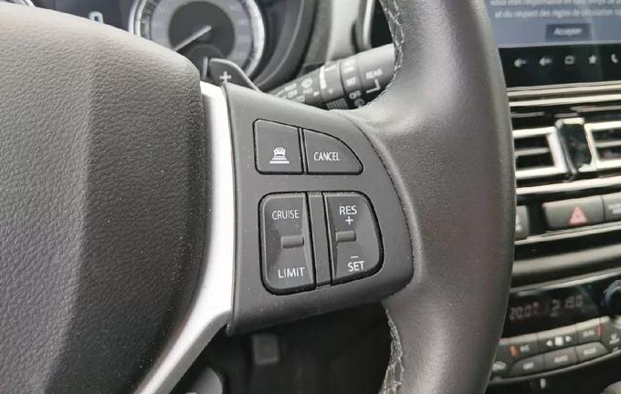SUZUKI S-CROSS 1.5 Dualjet Allgrip Hybrid Auto Style photo 12 13978