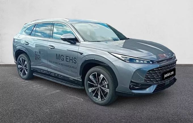 MG EHS 1.5T PHEV 272 ch Luxury extérieur trois quart avant droit 9113