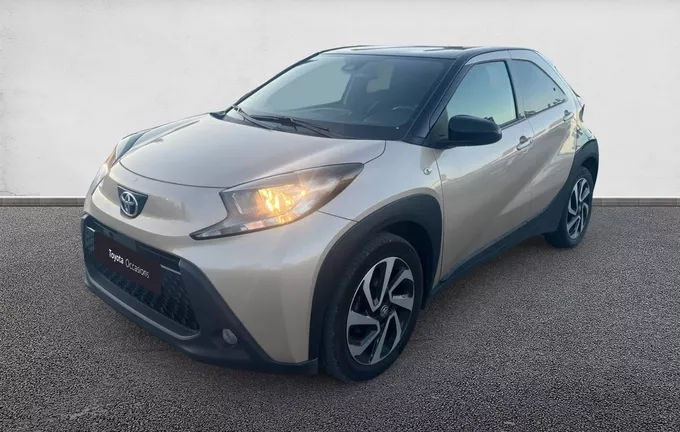 TOYOTA AYGO X 1.0 VVT-i 72 Design extérieur trois quart avant gauche 1103099