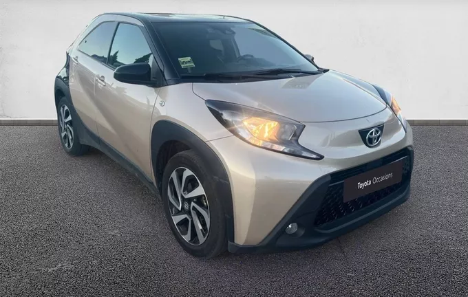 TOYOTA AYGO X 1.0 VVT-i 72 Design extérieur trois quart avant droit 1103099