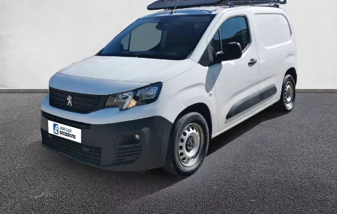 PEUGEOT PARTNER FOURGON STANDARD 1000 KG PURETECH 110 S&S BVM6 GRIP extérieur trois quart avant gauche 560630