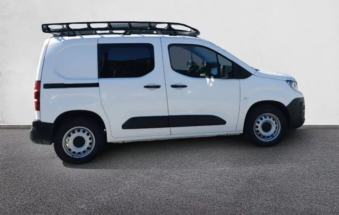 PEUGEOT PARTNER FOURGON STANDARD 1000 KG PURETECH 110 S&S BVM6 GRIP extérieur côté droit 560630