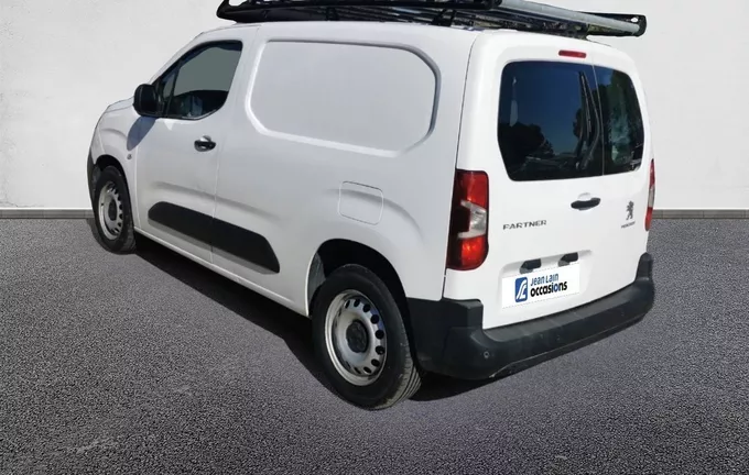PEUGEOT PARTNER FOURGON STANDARD 1000 KG PURETECH 110 S&S BVM6 GRIP extérieur trois quart arrière gauche 560630