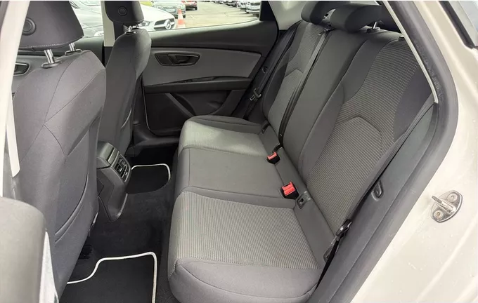 SEAT LEON 1.6 TDI 115 Start/Stop BVM5 Style extérieur arrière 213103